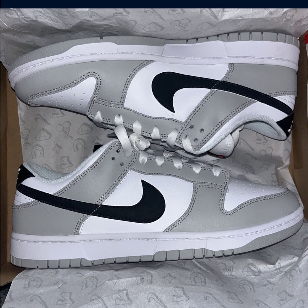 Size 10 brand new from Nike
